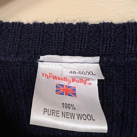 The woolly Pully 100 % thick wool sweater. Size L/XL - Picture 4 of 4